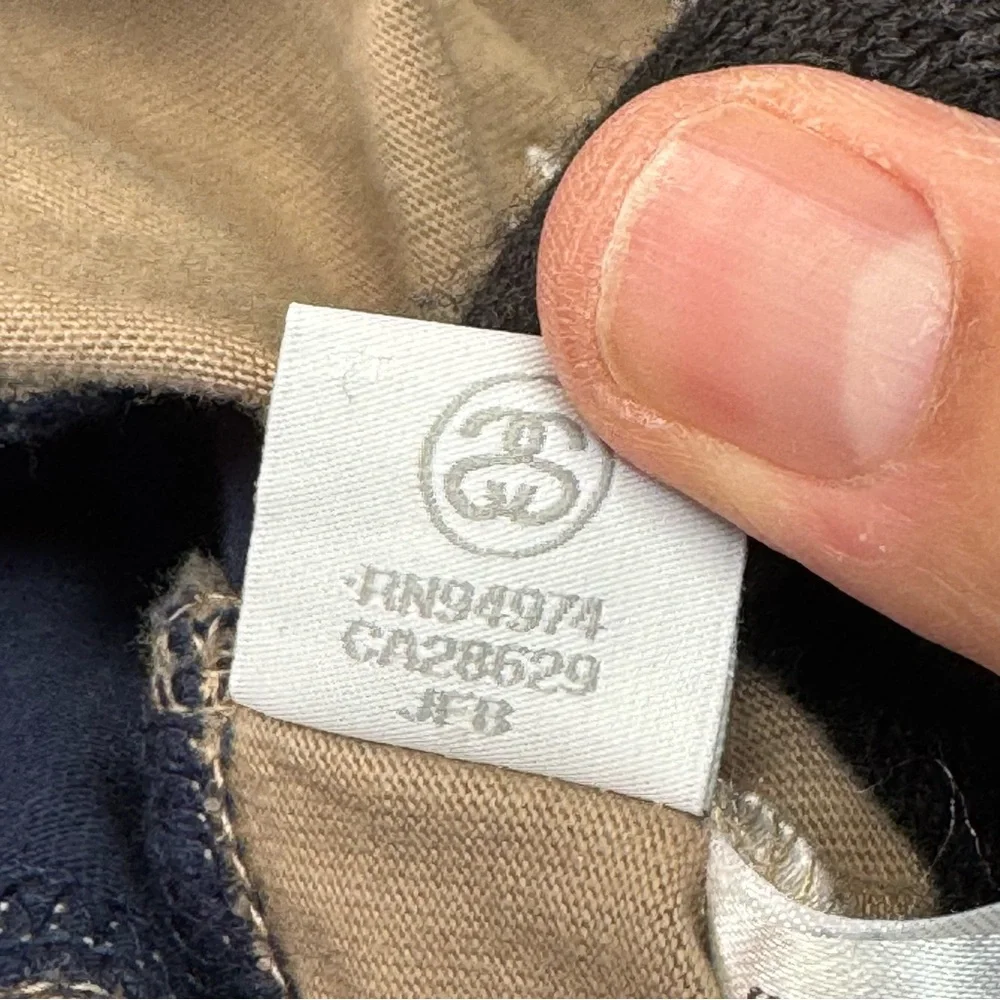 Stussy striped long-sleeve rugby shirt navy and beige Sz Large Men’s - Picture 11 of 12